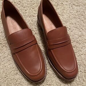 Brand new Madewell penny loafers, size 9